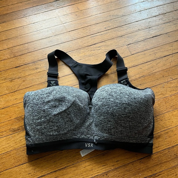 Victoria Secret Sport Bra - Picture 1 of 3